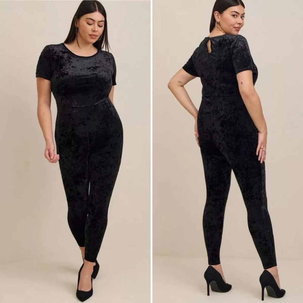 Torrid Full Length Crushed Velvet Short Sleeve Catsuit Black